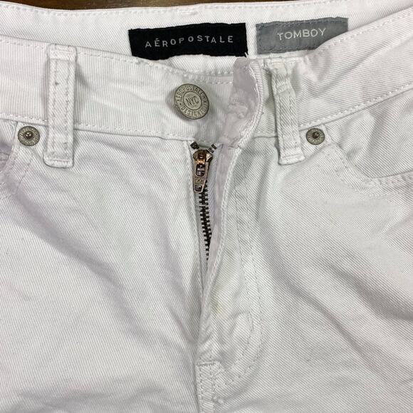 Aeropostale Distressed Denim Tomboy Shorts Size 4 White Measurements Included - Picture 3 of 12